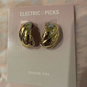 Electric Picks Gold Earrings with Starburst Detail ✨